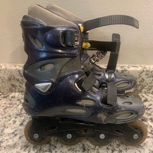Roller blades